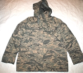 USAF APECS ABU GORE TEX TIGER STRIPE ALL PURPOSE PARKA - LARGE REGULAR